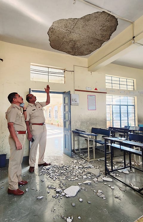 पिंपरी: स्लॅबचे प्लास्टर कोसळल्याने विद्यार्थिनी जखमी, निगडीतील यमुनानगर येथील घटना