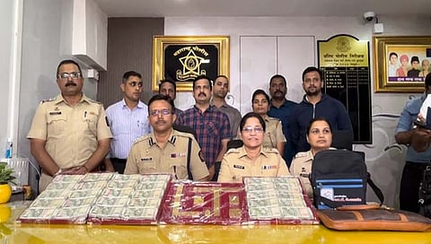 ईडीचे अधिकारी भासवून लुट 