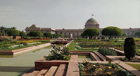 राष्‍ट्रपती भवनमधील मुघल गार्डनचे नाव बदलले, आता अमृत उद्यान अशी नवी ओळख