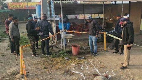 युवकाची डोक्‍यात गोळी घालून हत्या  