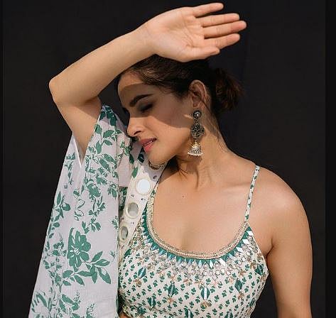 Priya Bapat 