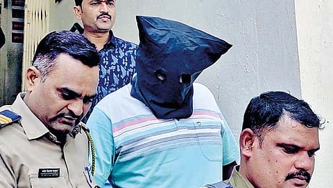सांगली : पोलिसाचा अल्पवयीन मुलीवर अत्याचार 