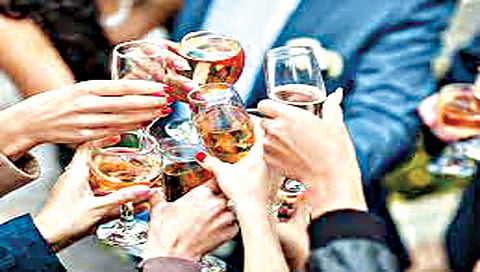 नाशिक : हॉटेल, दुकाने सुरु राहण्याबाबत होणार कारवाई; पोलिस आयुक्तालयाकडून रात्री दहाच्या वेळेत बदल