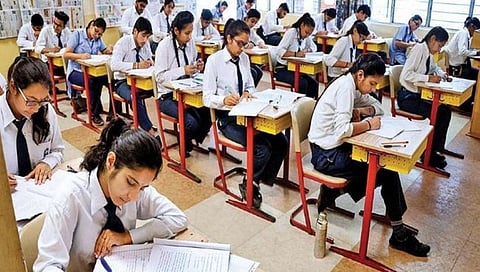 पुणे : यंदा शाळा सुरू होताच शिष्यवृत्तीसाठी अर्ज