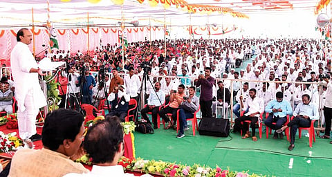 करंजी : सरकारकडून सामान्यांच्या प्रश्नांकडे डोळेझाक : विरोधी पक्ष नेते अजित पवार