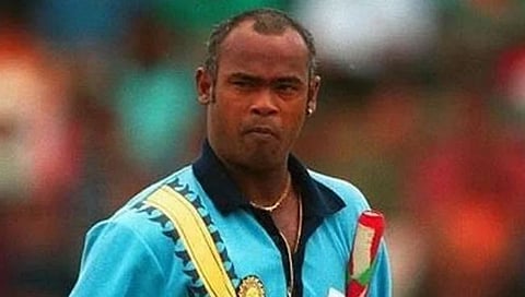 Vinod Kambli : विनोद कांबळी पुन्हा वादाच्या भोवऱ्यात; पत्नीला मारहाण केल्याप्रकरणी गुन्हा दाखल