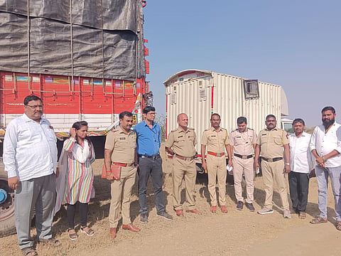 Truck caught while Ration rice selling in black market pune
