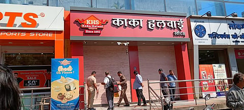 पुणे: व्यापार परवाना नसल्याने कँटोन्मेंट बोर्डाने केल्या तीन आस्थापना सील
