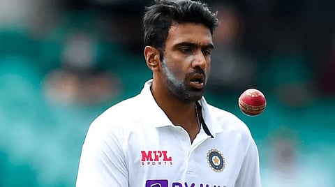 IND vs AUS1st test : अश्‍विन @450 ! ‘अशी’ कामगिरी करणारा ठरला पहिला भारतीय गोलंदाज