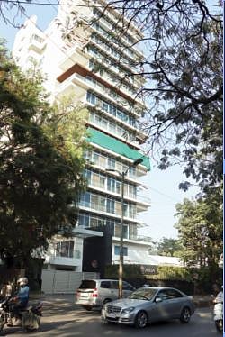 पुणे : उंच उंच इमारतींमुळे कोरेगाव पार्कवर उष्णतेची बेटं
