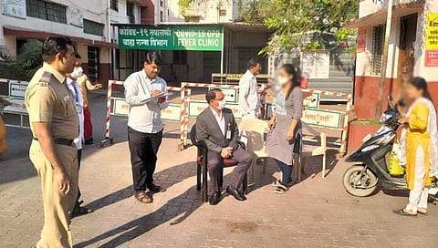 लेट लतीफ कर्मचाऱ्यांची तारांबळ  