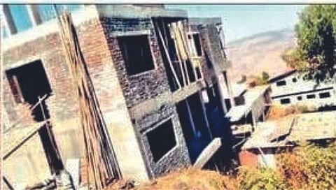 महाबळेश्वर तालुक्यातील अवैध बांधकामांवर कारवाई; जिल्हाधिकार्‍यांचे आदेश