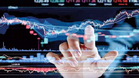 Share Market | सावधान! ‘दमदार मोबदल्याच्या’ जाळ्यात अडकू नका, चतूर गुंतवणूकदार होण्यासाठी ‘या’ टिप्स फॉलो करा