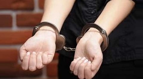 अहमदनगर : सराफा दुकानात चोरी करणारा ताब्यात