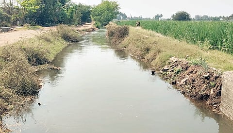 भवानीनगर : कालवा पुन्हा फुटल्याने माजी राज्यमंत्री अधिकार्‍यांवर संतप्त