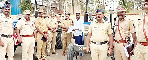 शेवगाव : पोलिसांचा महानिरीक्षकांकडून गौरव; प्रलंबित गुन्ह्यांचा तपास करण्यात विशेष कामगिरी