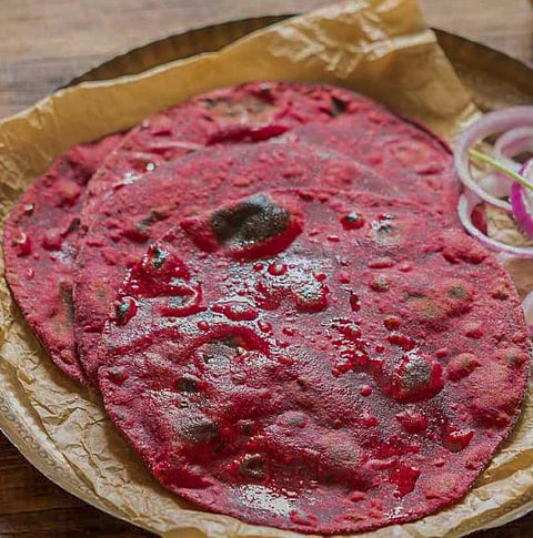 beetroot paratha 
