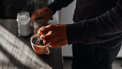 सावधान, मुले नशा ‌तर करत नाही ना?; ‌एनर्जी ड्रिंक्सच्या नावाखाली कॅफेनचे सेवन