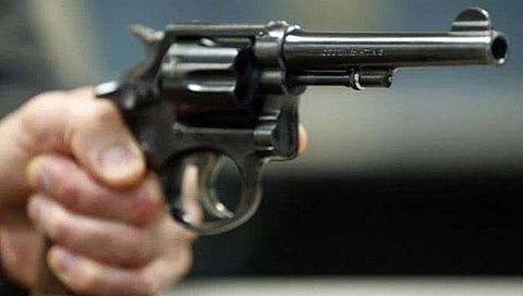 सातारा : धारदार शस्त्र नव्हे तर ‘खटक्यावर बोट’चे आकर्षण