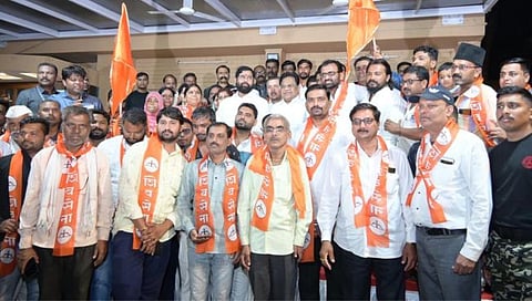 धाराशिवच्या कळंबनगर परिषदेत राष्ट्रवादीला मोठा धक्का; १२ नगरसेवकांचा शिवसेनेत प्रवेश