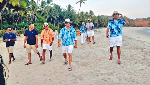 Sachin Tendulkar : भोगवे किनार्‍यावर ‘क्रिकेटच्या देवाचा’ सुवर्णमहोत्सवी वाढदिवस