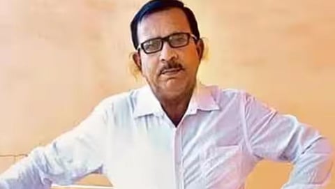 महाठग रमेश स्‍वेन. 