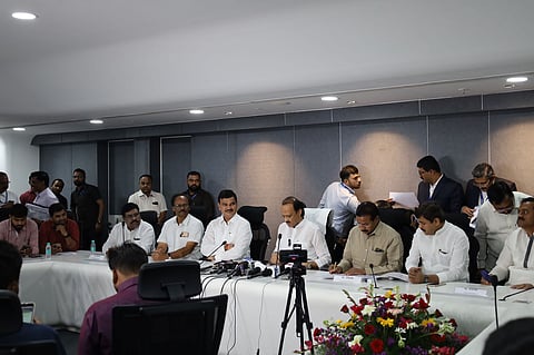 पुणे जिल्हा मध्यवर्ती सहकारी बॅकेला 351 कोटींचा ढोबळ नफा, शून्य टक्के एनपीए; अजित पवार यांची माहिती