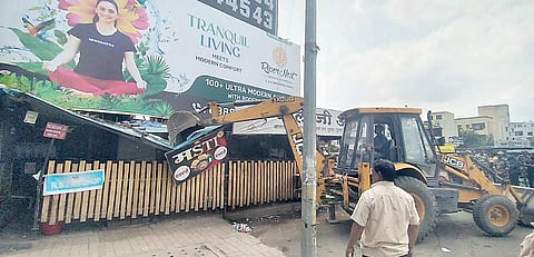 पिंपरी : पत्राशेड, हातगाड्यांवर दुसर्‍या दिवशीही कारवाई