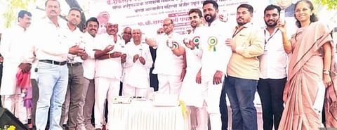 अंजिर फळांवर प्रक्रिया उद्योग उभारण्याची गरज ;  खा. शरद पवार यांचे प्रतिपादन