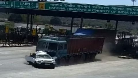 truck car accident