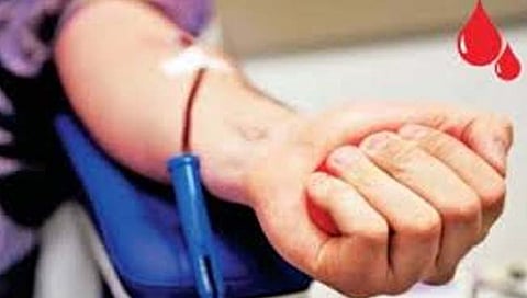 महाराष्ट्रात चक्क रक्तातून एड्सचा संसर्ग वाढला