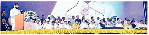 डिसेंबरअखेर समृद्धी महामार्ग सुरू होणार मुख्यमंत्री शिंदे यांची ग्वाही; समृद्धी महामार्गाच्या दुसर्‍या टप्प्याचे उत्साहात लोकार्पण