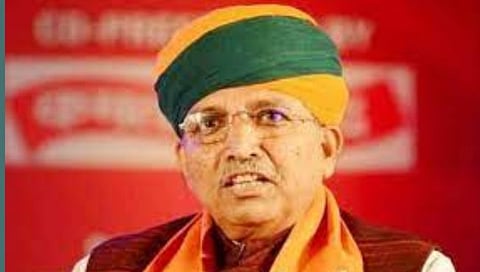 Arjun Ram Meghwal : मोदी सरकारमध्‍ये मोठा फेरबदल! रिजिजूंना कायदा मंत्रीपदावरुन हटवले, अर्जुन राम मेघवाल नवे कायदामंत्री