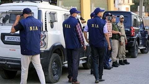 NIA Raid : ‘एनआयए’चे वेगवेगळ्या गुन्ह्यांसदर्भात ६ राज्यांमध्ये १०० हून अधिक ठिकाणी छापे