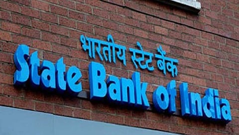SBI Recruitment : एसबीआय मध्ये मेगाभरती, लिपिक पदासाठी ८,२३८ जागा