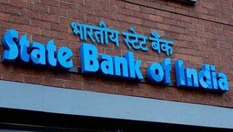 दोन हजारांच्‍या नोटा बदलून घेण्याबाबत स्‍टेट बँक ऑफ इंडियाची माेठी घाेषणा, “ग्राहकांना कोणत्‍याही …”