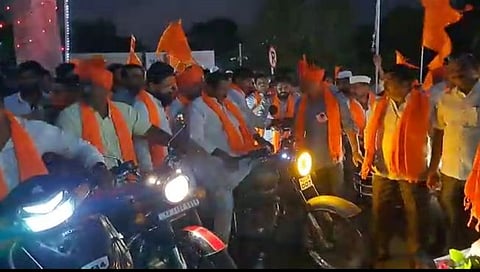 सातार्‍यात शिवप्रेमींकडून बाईकचा थरार; शिवतीर्थासह परिसर दुमदुमला