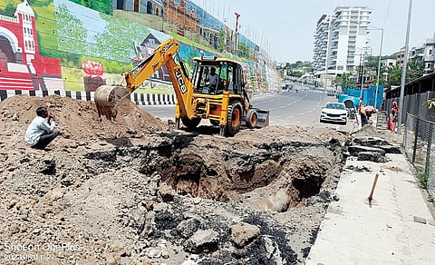 पिंपरी : मोरवाडी परिसरात विनापरवाना रस्ते खोदकाम
