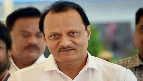 अजित पवार 