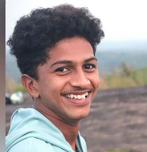 निकालापूर्वीच काळाचा घाला!, ‘तो’ दहावीत ‘टॉपर’ ठरला आणि जीवनदान देण्‍यातही….