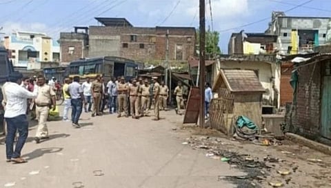 Jalgaon : अमळनेर दंगलीतील संशयिताचा मृत्यू, दंगलीच्या अफवेमुळे पोलीस यंत्रणा सतर्क