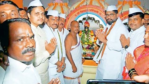 करहरमध्ये घुमला विठूनामाचा गजर