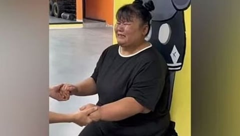 Chinese influencer dies : वजन कमी करून इन्स्पायरच्या नादात चीनमधील सोशल मीडिया इन्फ्लुएंसरने गमवला जीव
