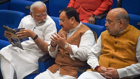 BJP Meeting : सार्वत्रिक निवडणुकीपूर्वी भाजपमध्ये संघटनात्मक बदलाचे वारे! पंतप्रधानांच्या निवासस्थानी भाजप श्रेष्ठींची खलबत