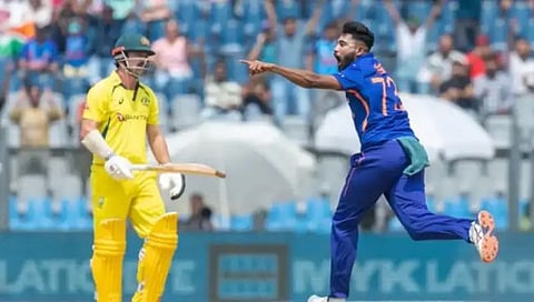 India vs Australia ODI Series : वर्ल्डकप आधी टीम इंडियाचा दमदार सराव; ऑस्ट्रेलियाविरूध्द खेळणार वन-डे मालिका