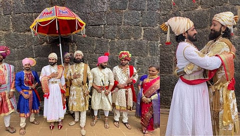 Shivrajyabhishek : शिवराज्याभिषेक दिनी संभाजी राजेंची भुमिका साकारलेल्या श्रीकांत कदम यांची शिवप्रेमींमध्ये चर्चा