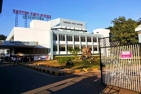 पुण्यातील यशवंतराव चव्हाण नाट्यगृह बंद