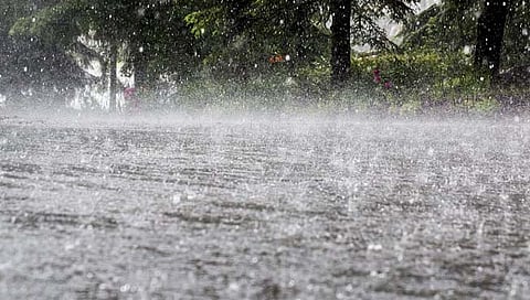 Weather Forecast : महाराष्ट्रासह विविध राज्यांत विजांच्या कडकडाटासह पावसाचा अंदाज