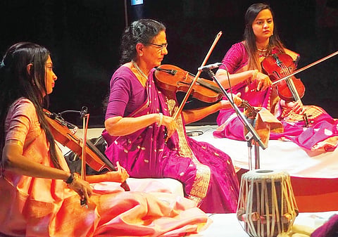 पुणे : कुमारजींसारखे कलावंत युगपुरुष असतात : डॉ. प्रभा अत्रे यांची भावना