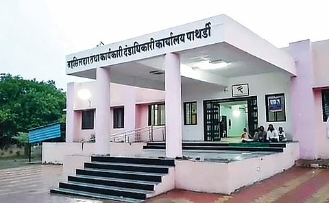 पाथर्डी : तहसीलच्या दुसर्‍या मजल्यावर प्रांत कार्यालय